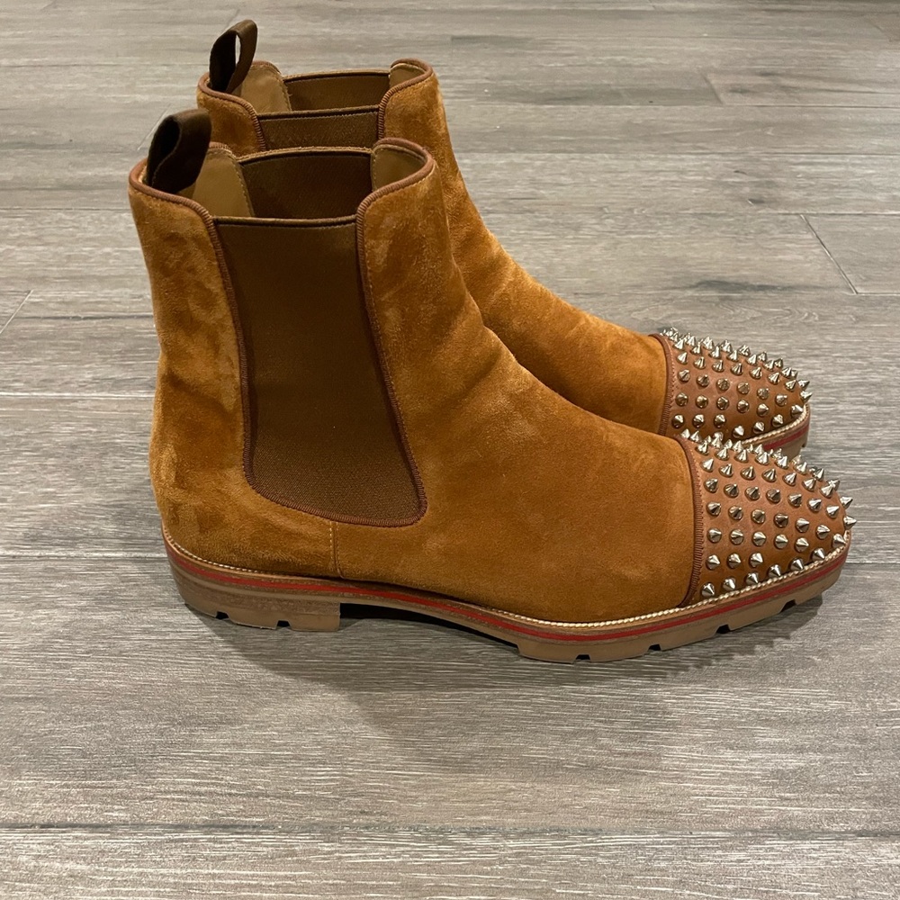 Christian Louboutin Men’s Alpinono Suede Chelsea Boots Brown